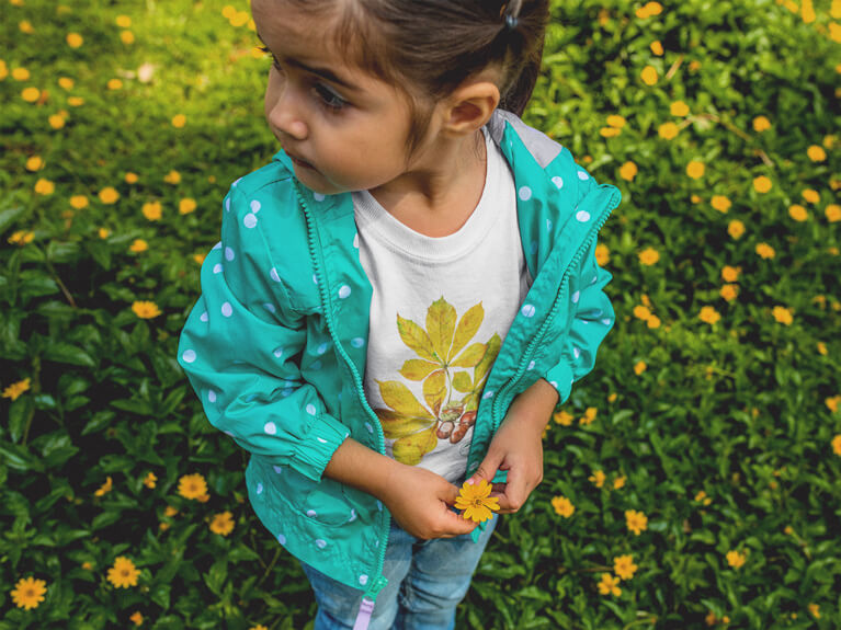 Ubrania z motywem roślinnym dla dzieci